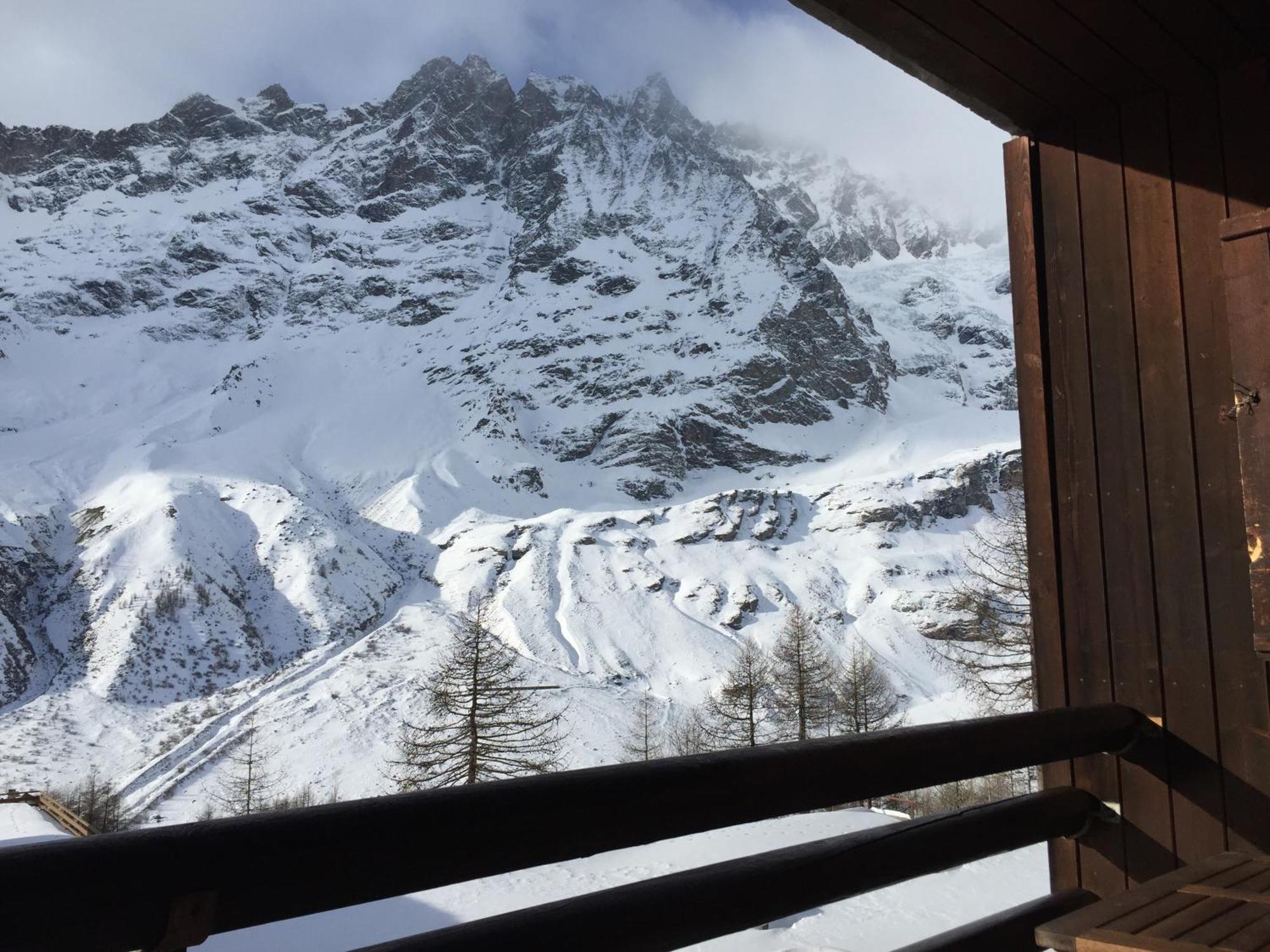 Base Camp Alpine Apartments Breuil-Cervinia Bilik gambar