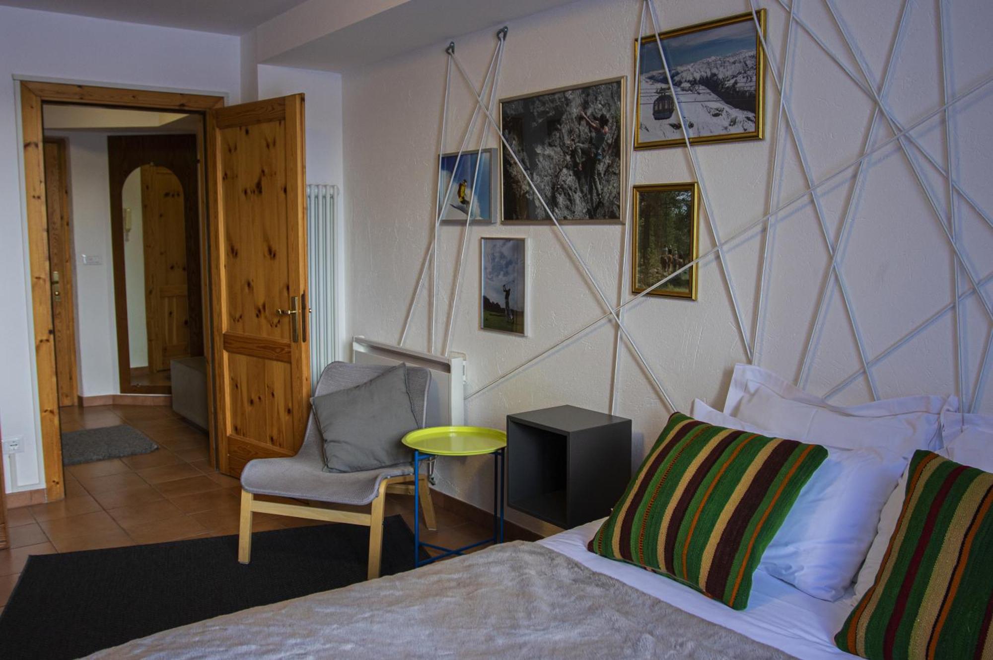 Base Camp Alpine Apartments Breuil-Cervinia Bilik gambar