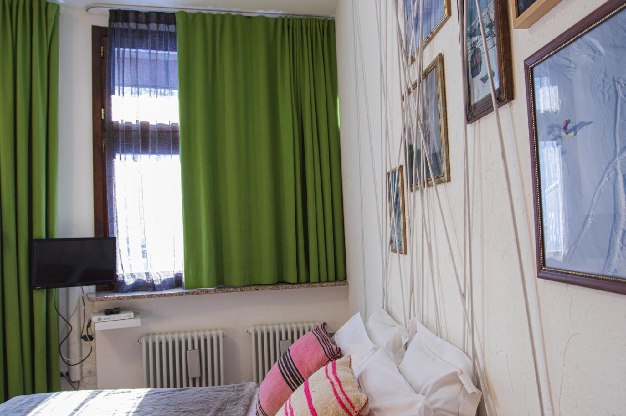 Base Camp Alpine Apartments Breuil-Cervinia Bilik gambar