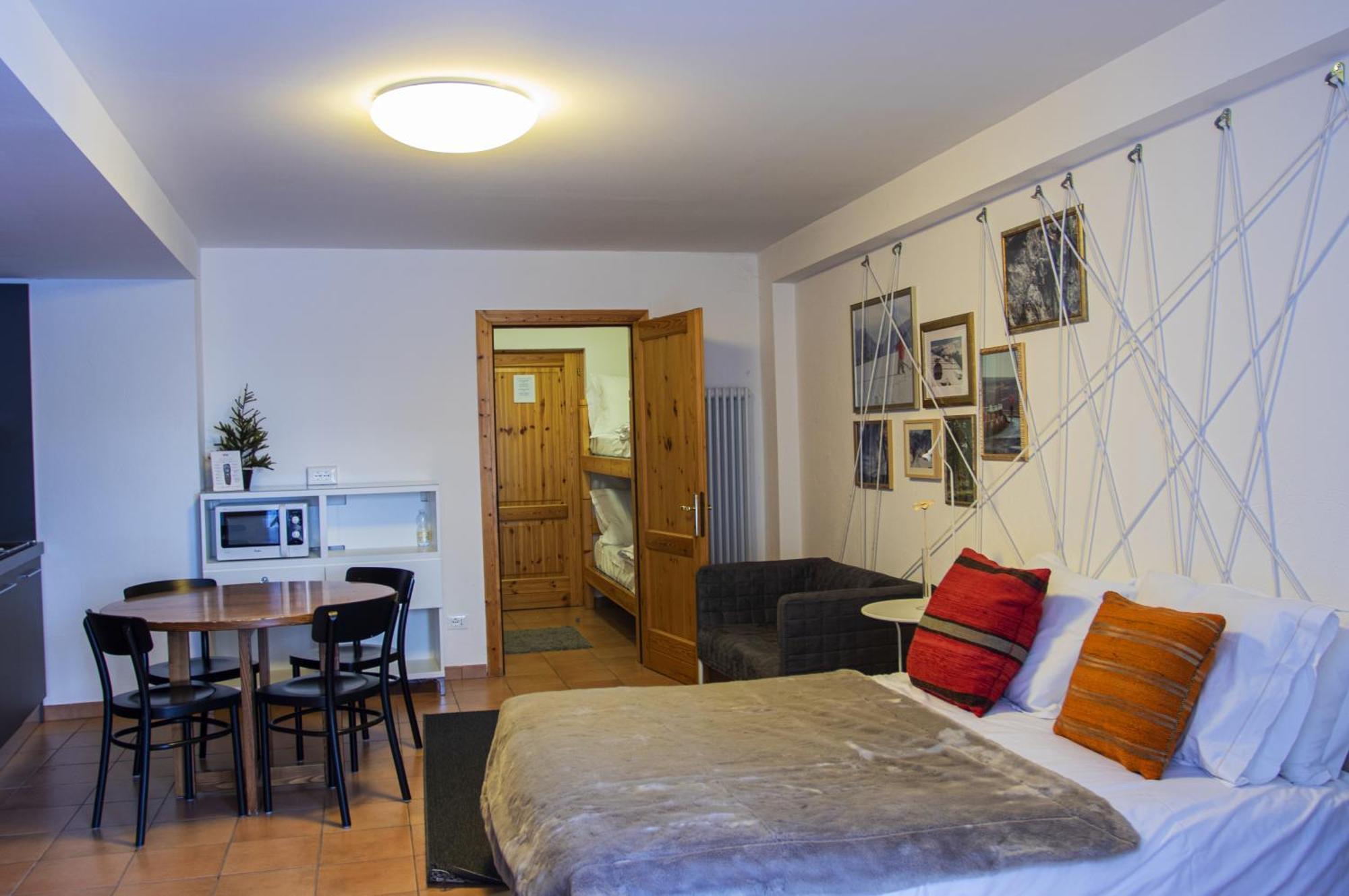 Base Camp Alpine Apartments Breuil-Cervinia Bilik gambar