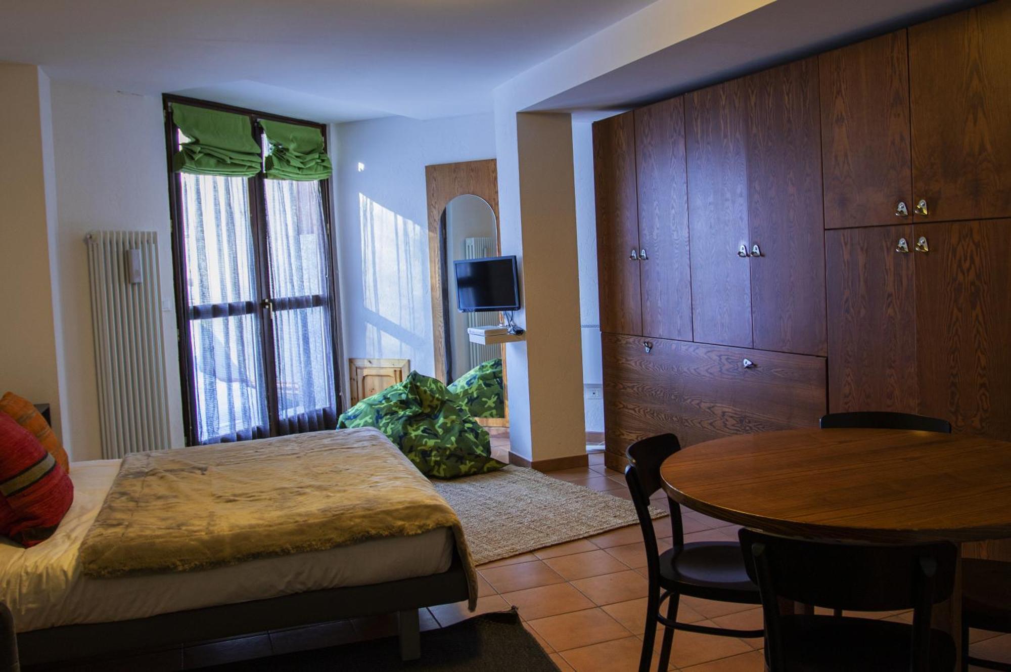 Base Camp Alpine Apartments Breuil-Cervinia Bilik gambar