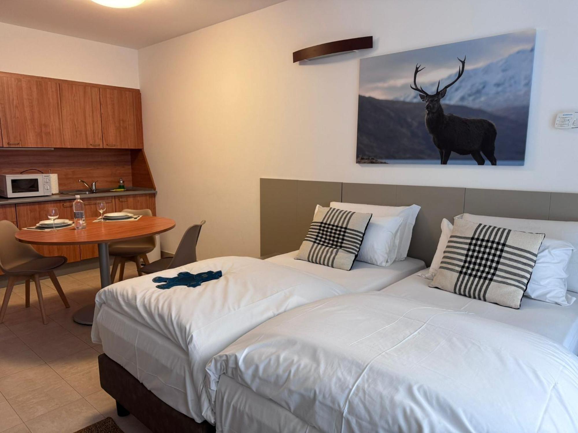 Base Camp Alpine Apartments Breuil-Cervinia Bilik gambar