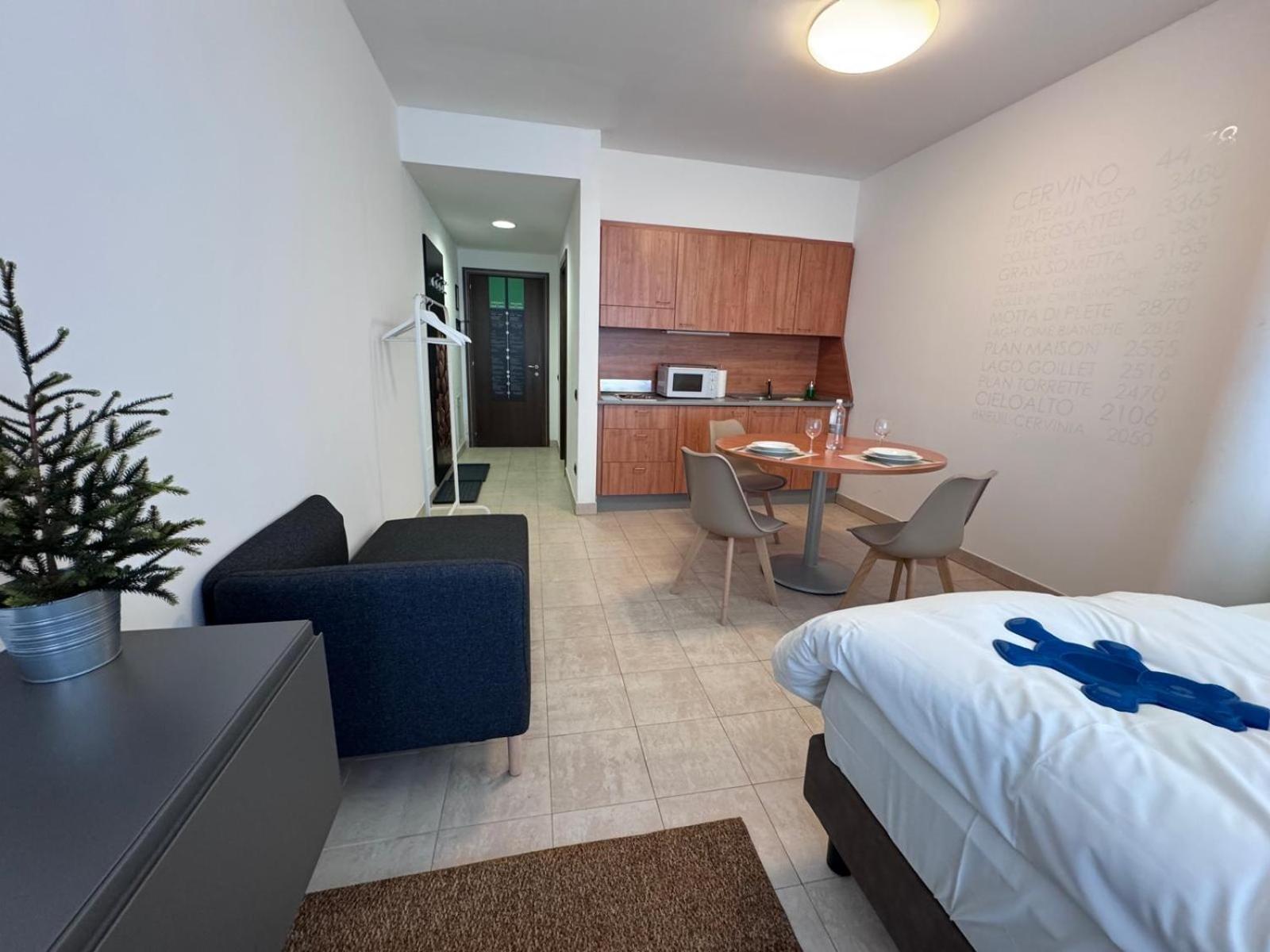 Base Camp Alpine Apartments Breuil-Cervinia Bilik gambar